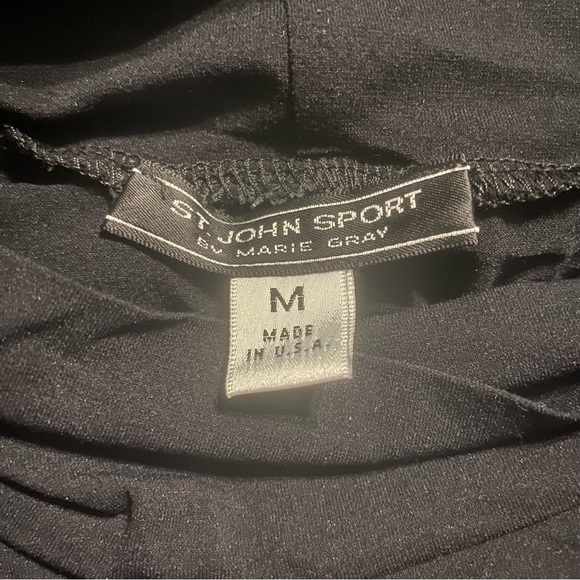 St John Sport Black Soft Stretch Mock Neck Short Sleeve Top - Picture 4 of 4